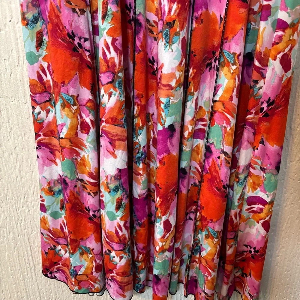 Sami & Jo Colorful Floral Maxi Dress - Picture 11 of 12